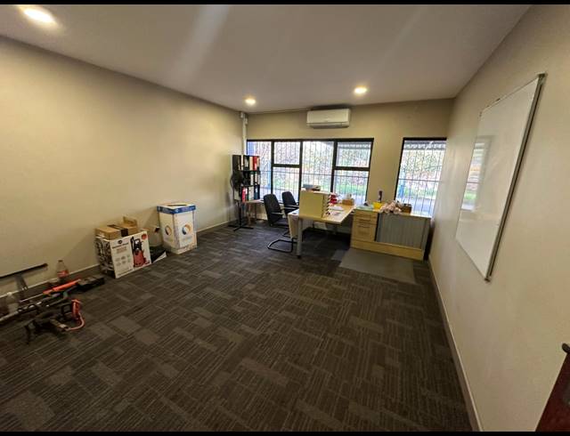 3,200M² WAREHOUSE FOR SALE IN JET PARK